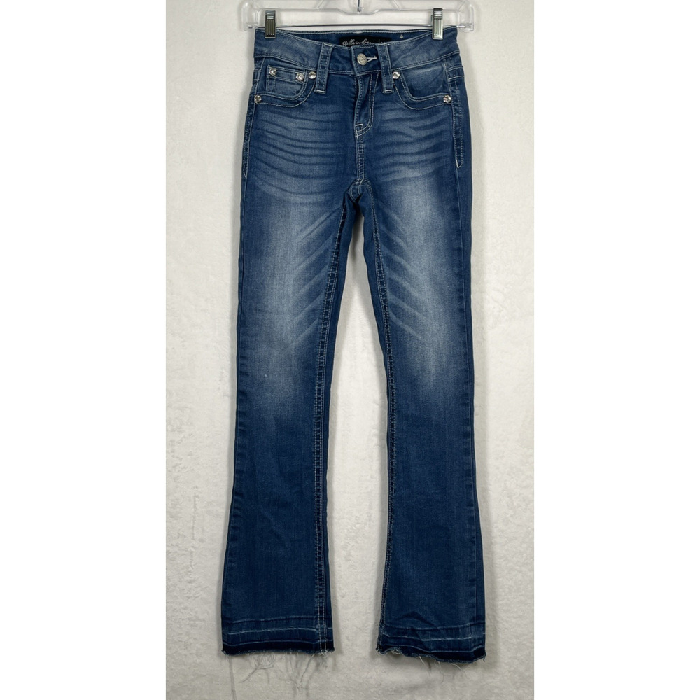 Stella In Dreams Mid Rise Boot Cut Jeans Embroidered Size 0/24 SR162 Bnfts Chrty